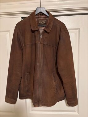 Men's Classic Brown Leather Bomber Jacket